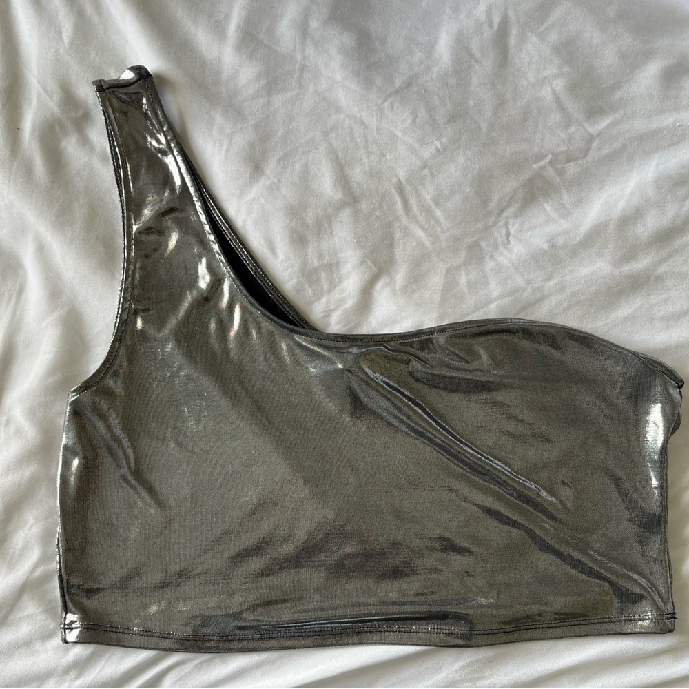 Silver metal shoulder top